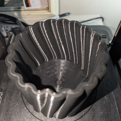 Chậu xoắn Helical Planter & Tray