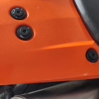 KTM 950: Spacer cho đuôi xe khi tháo Sozius/giá chở đồ (Alternative)