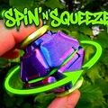 Spin'n'Squeeze Fidget Toy – Đồ chơi bóp & quay (Spinner) chống kẹt - Thumbnail 1