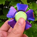Spin'n'Squeeze Fidget Toy – Đồ chơi bóp & quay (Spinner) chống kẹt - Thumbnail 3