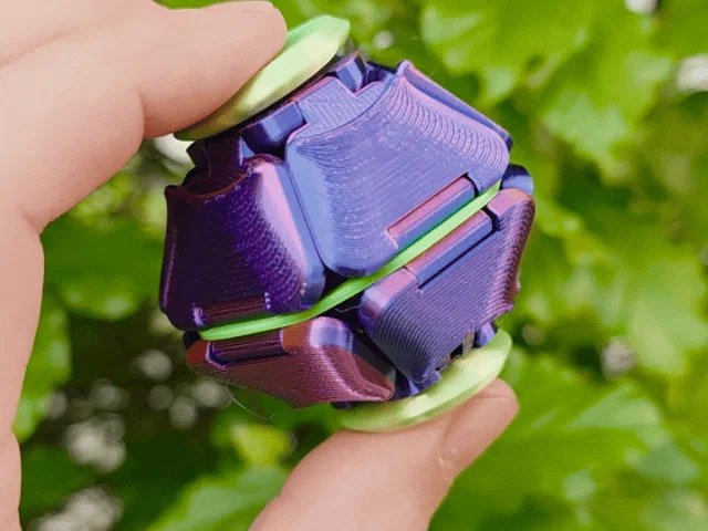 Spin'n'Squeeze Fidget Toy – Đồ chơi bóp & quay (Spinner) chống kẹt - Image 4