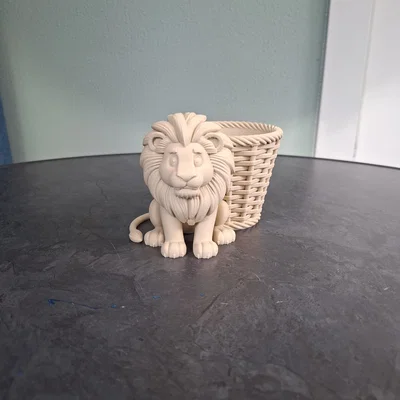 Chậu Trồng Cây Sư Tử Dễ Thương (Cute Lion Planter)