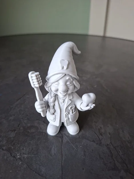 Dental Gnomette – Cô nàng Gnome Nha Khoa dễ thương - Image 1