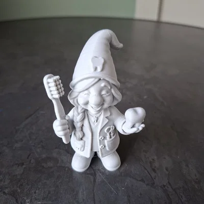 Dental Gnomette – Cô nàng Gnome Nha Khoa dễ thương