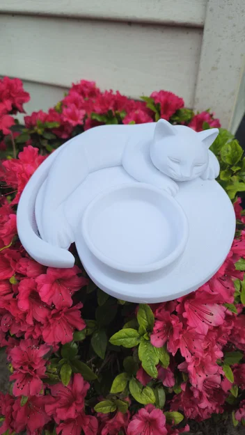 Gạt tàn mèo lười (Lazy Cat Ashtray) - Image 1