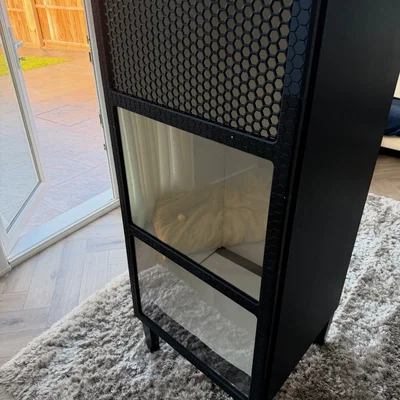 Khung cửa IKEA Platsa 120x60 có thông gió và tấm chắn trong suốt