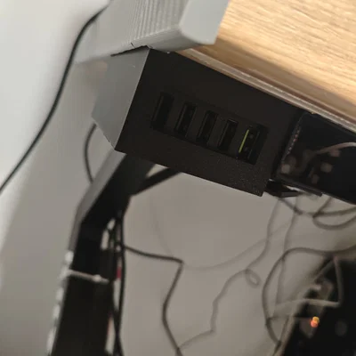 Giá gắn dưới bàn cho Green Cell ChargeSource 5