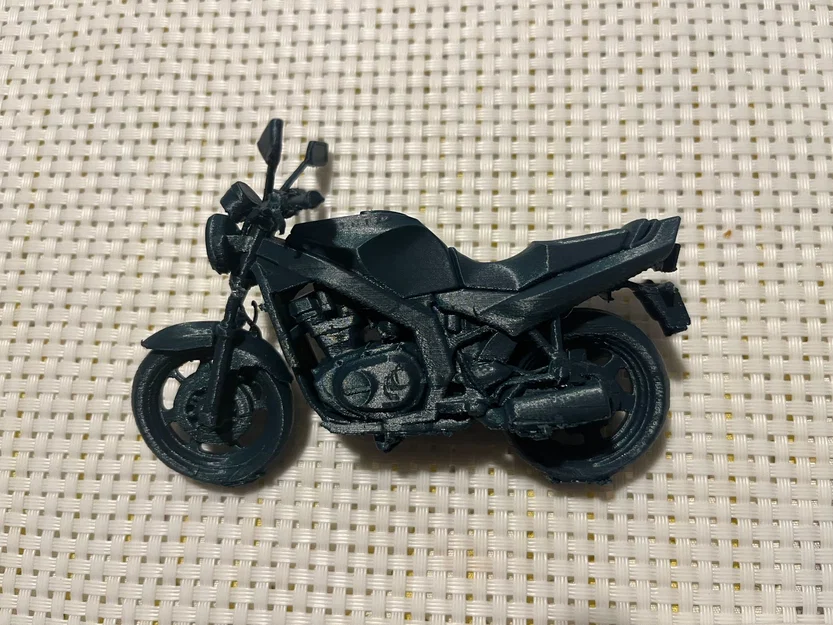 Mô hình 3D Suzuki GS500 - Bản sao thu nhỏ tinh xảo cho dân mê xe - Image 4