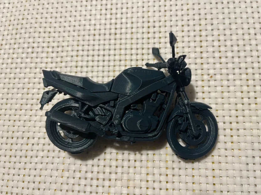 Mô hình 3D Suzuki GS500 - Bản sao thu nhỏ tinh xảo cho dân mê xe - Image 5