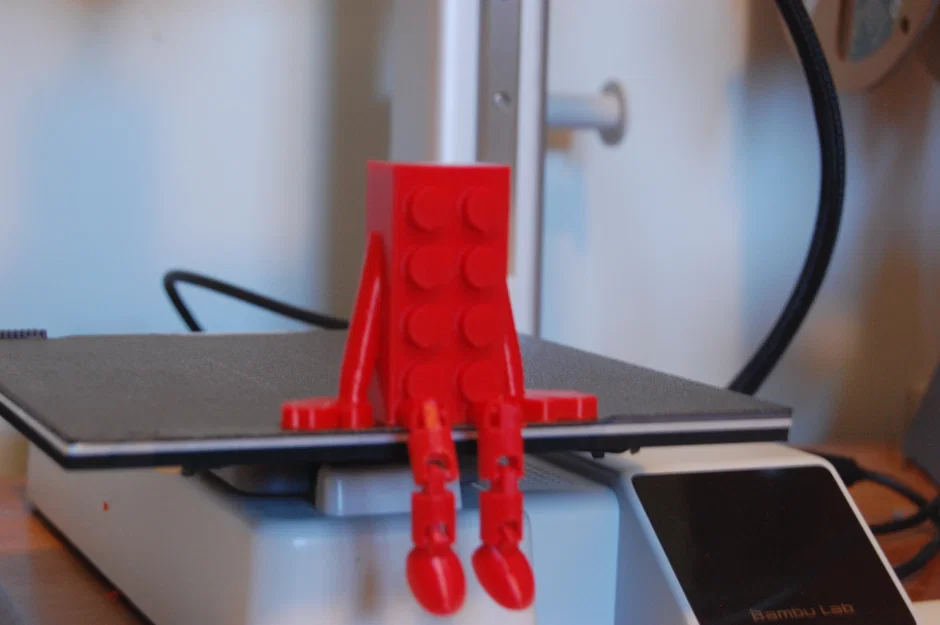 Mô hình chú Buddy Lego siêu đáng yêu cho góc làm việc - Image 2