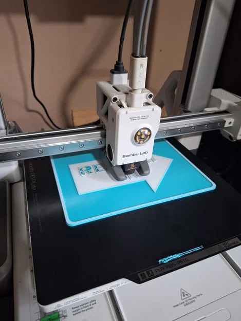 Bảng hiệu Reform UK treo cửa sổ - Mẫu in 3D tinh tế - Image 2