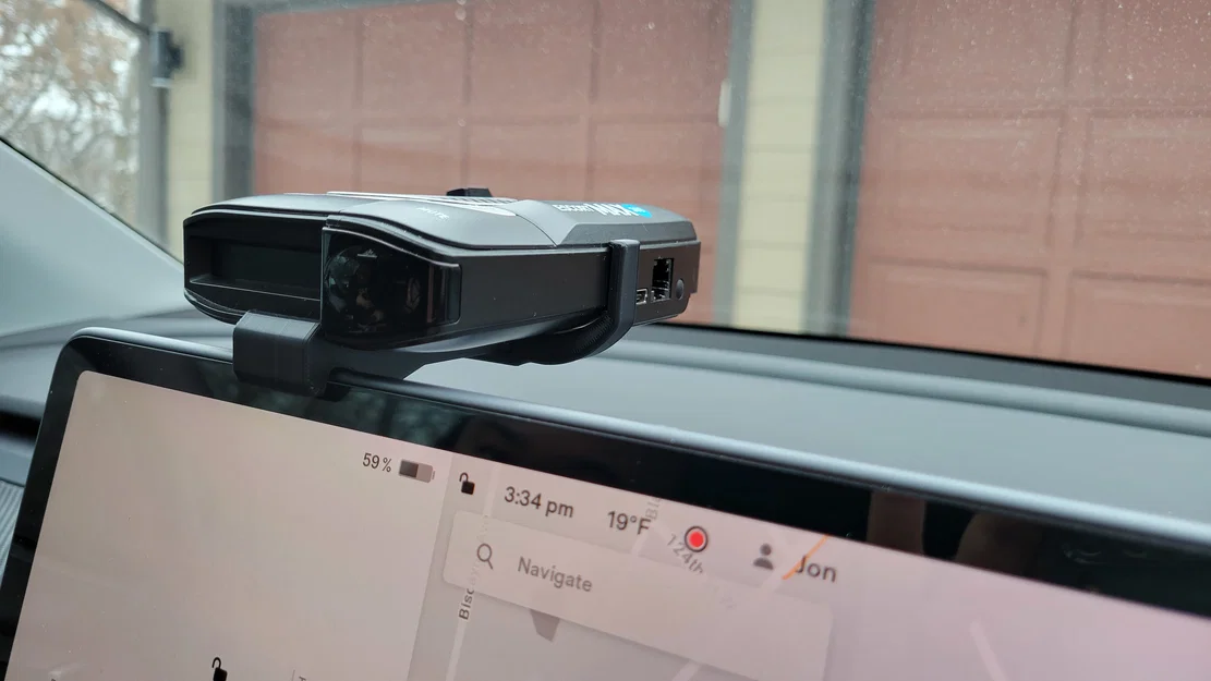 Giá đỡ màn hình tháo rời cho Escort Max 360 – Tesla Model 3 & Model Y - Image 2