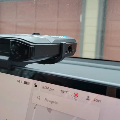 Giá đỡ màn hình tháo rời cho Escort Max 360 – Tesla Model 3 & Model Y