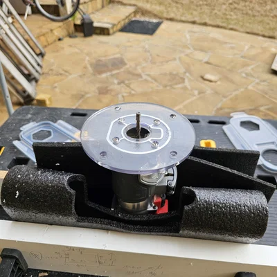 Jig Router cắt lỗ lục giác trên nhựa cho adapter Polydryer