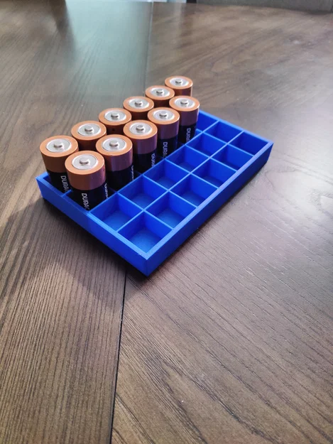 Khay đựng pin đại (D battery holder) in 3D gọn gàng, ngăn nắp - Image 1