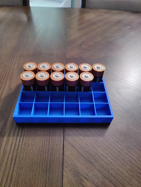 Khay đựng pin đại (D battery holder) in 3D gọn gàng, ngăn nắp - Image 2