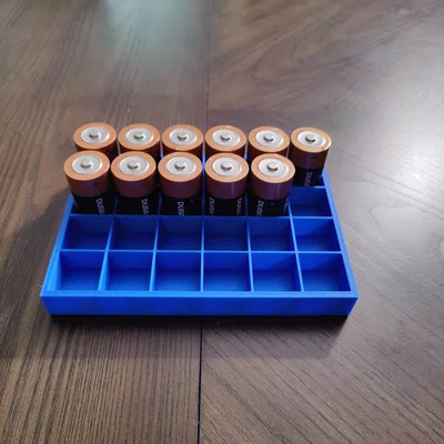 Khay đựng pin đại (D battery holder) in 3D gọn gàng, ngăn nắp