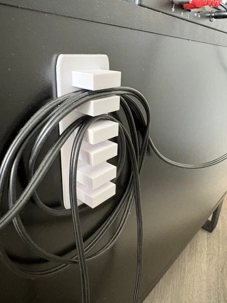 Giá Đỡ Dây Cáp (Cableholder) Gọn Gàng Cho Góc Làm Việc - Image 1