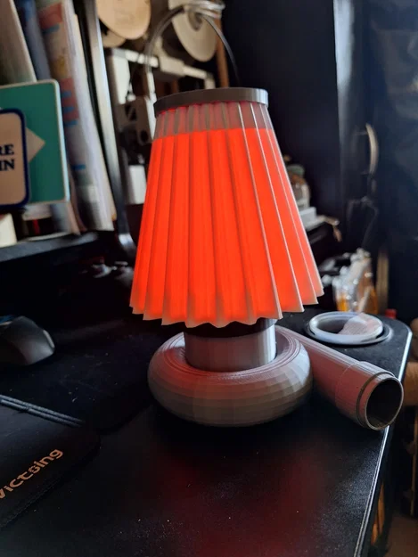 Đèn bàn Turbo (Turbo Desk Lamp) - Mô hình trang trí góc làm việc - Image 1