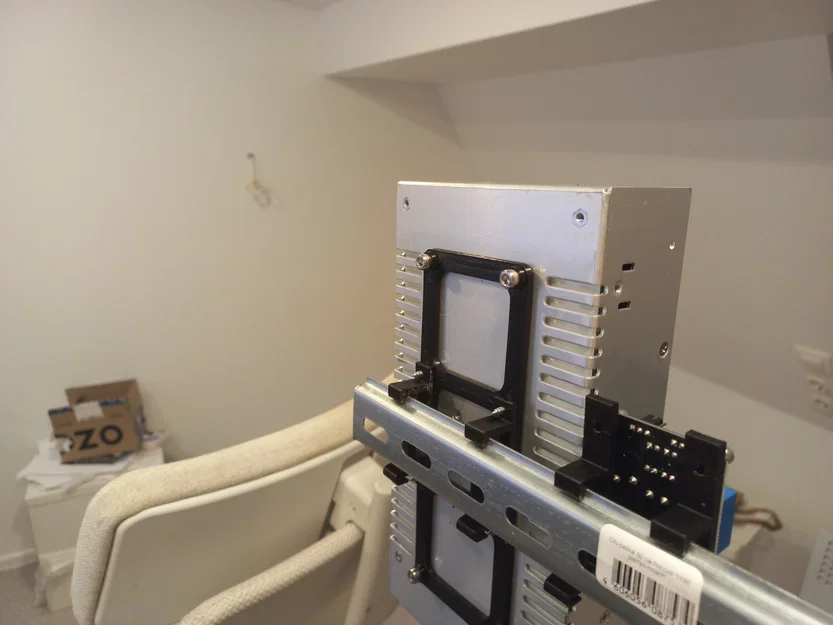 Clip gắn PSU MeanWell lên DIN rail - Image 1