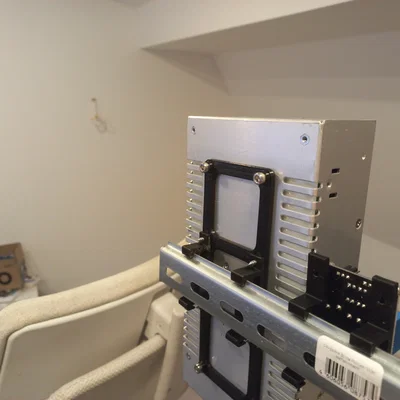 Clip gắn PSU MeanWell lên DIN rail