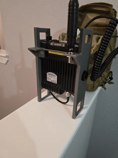 RT-95 Manpack Rails và BNC bulkhead antenna mount - Image 3