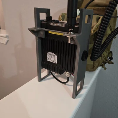 RT-95 Manpack Rails và BNC bulkhead antenna mount