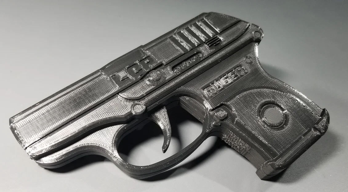 Mô hình/Prop Ruger LCP .380 tỉ lệ 1:1 - Image 1
