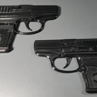 Mô hình/Prop Ruger LCP .380 tỉ lệ 1:1