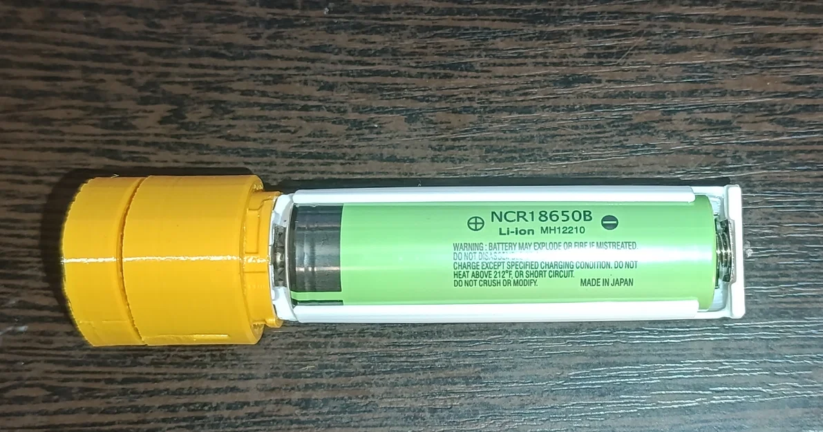 Vỏ sạc dự phòng mini cho pin 18650 và module IP5306 - Image 1