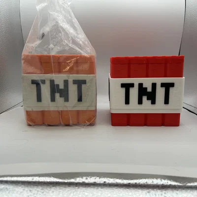 Minecraft TNT Popcorn Bucket – Xô bắp rang TNT phong cách Minecraft Movie