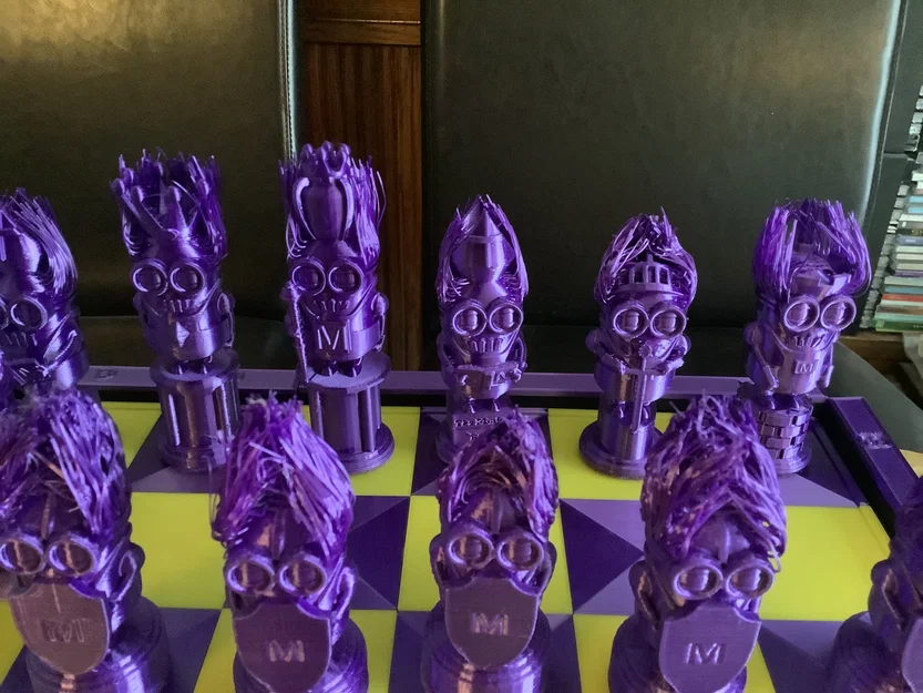 Bộ cờ Macho Minions (Macho Minions Chess Set) - Image 3