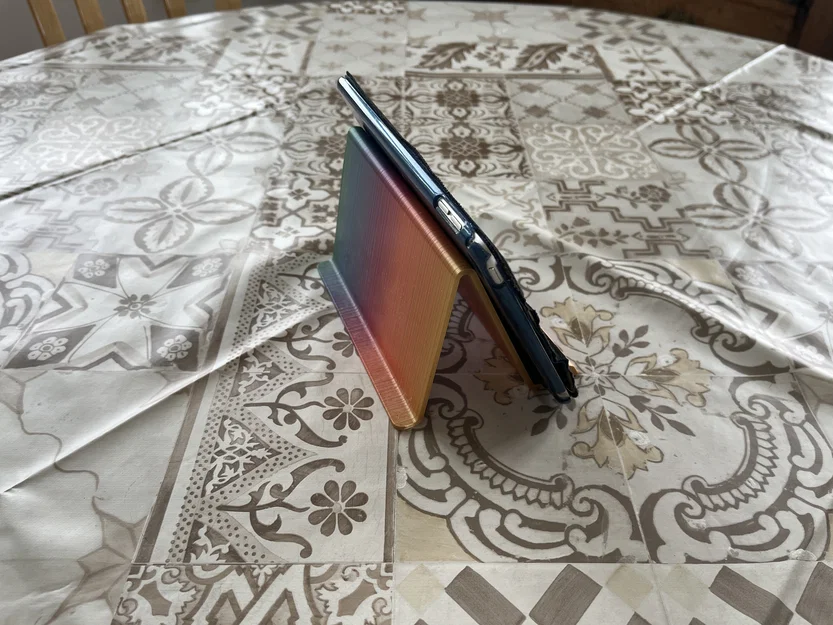 Giá đỡ iPad để bàn đơn giản, chắc chắn (iPad Stand) - Image 5