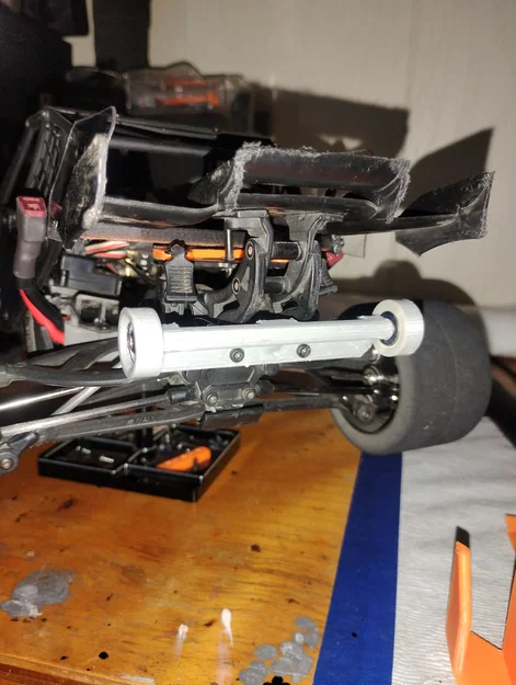 Cản sau + wheelie bar cho 1/16 EREVO (1/16 EREVO wheelie bumper) - Image 1