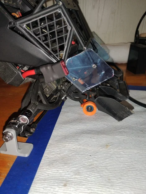 Cản sau + wheelie bar cho 1/16 EREVO (1/16 EREVO wheelie bumper) - Image 3