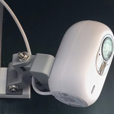 Giá đỡ camera Ubiquiti Unifi G4 Instant khớp xoay đa hướng