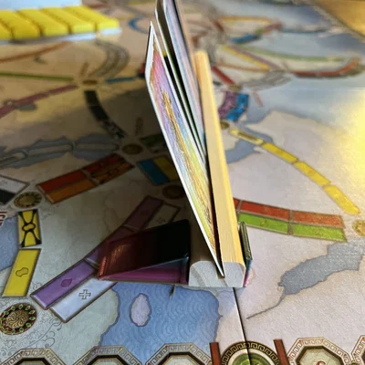 Chân đế 3D hỗ trợ khay thẻ bài board game Ticket to Ride