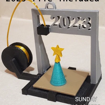 Ornament máy in 3D đang in trên cây Noel - tách rời từng phần
