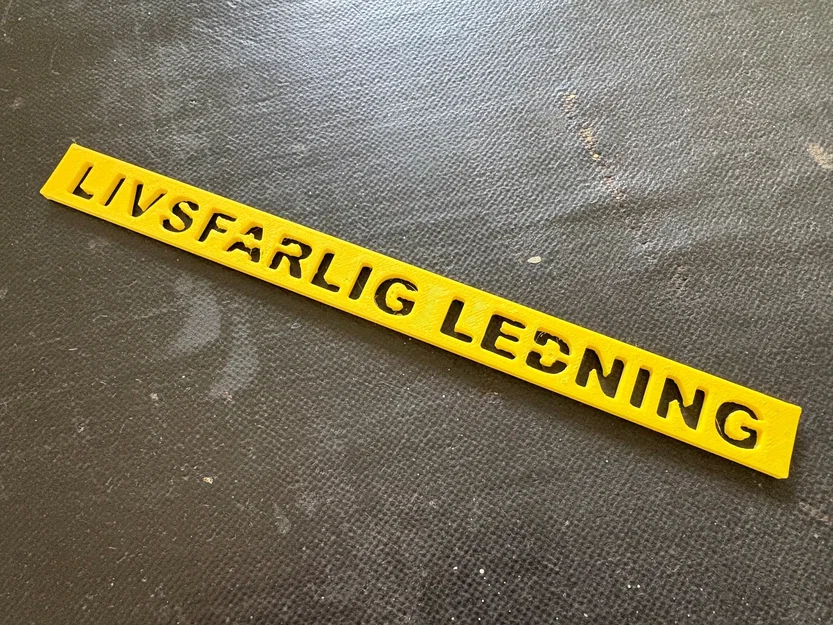 Livsfarlig Ledning - Biển cảnh báo ở đường ngang xe lửa Thụy Điển - Image 1