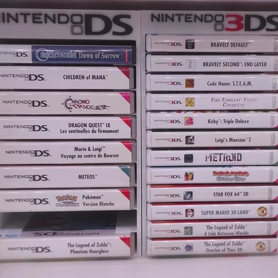 Kệ dựng dọc để game Nintendo DS