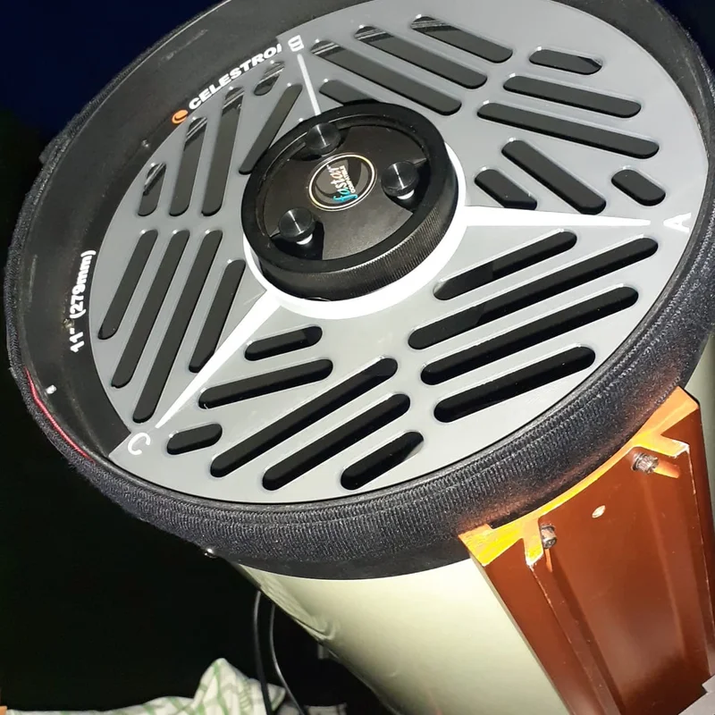 Mặt nạ Tri-Bahtinov cho kính thiên văn Celestron C11