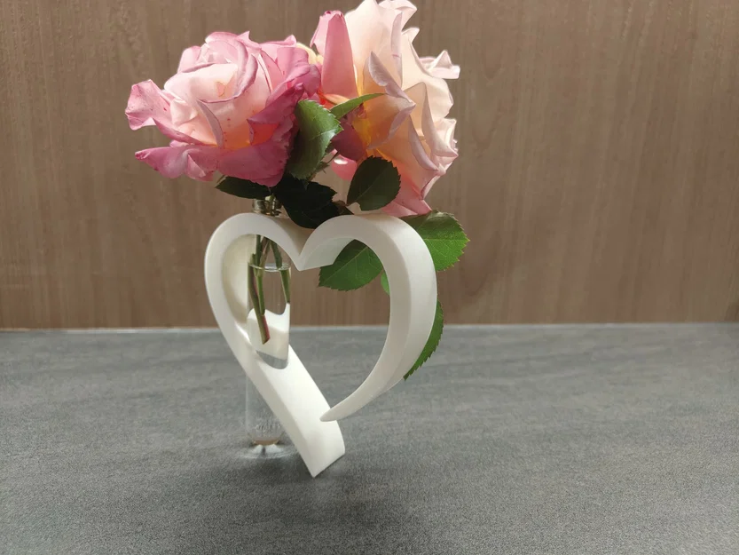 Bình hoa Heart Bloom Vase hình trái tim - Image 3