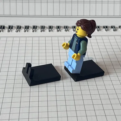Đế trưng bày Minifigure Heel Saver Stand bảo vệ khớp chân nhân vật