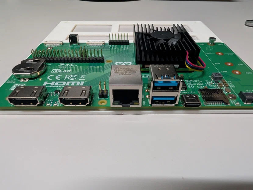 Khung gắn Raspberry Pi Compute Module 5 IO Board vào vỏ Mini-ITX - Image 5