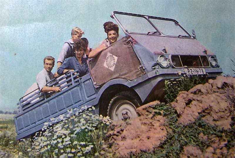 Mô hình in 3D xe cổ Škoda 998 Agromobil 1962 địa hình - Image 3