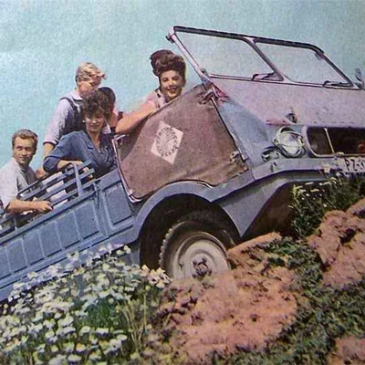 Mô hình in 3D xe cổ Škoda 998 Agromobil 1962 địa hình
