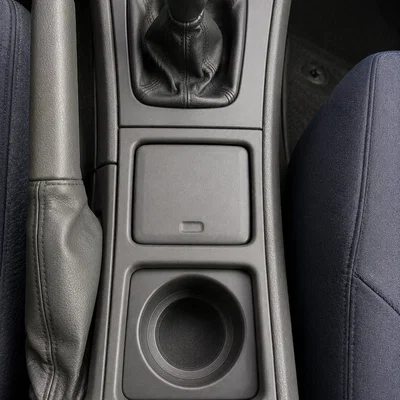 Volvo V70 / S60 / S80 — Khay để ly thả vào (phong cách OEM)