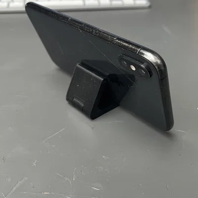 Đế đỡ điện thoại gấp gọn (Foldable Phone Stand) in 3D tiện lợi