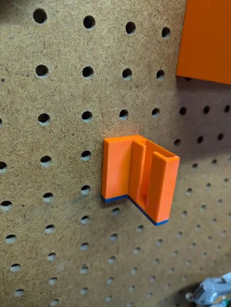 Giá treo Speed Square sát tường cho Pegboard (Flush Speed Square Holder Pegboard) - Image 2