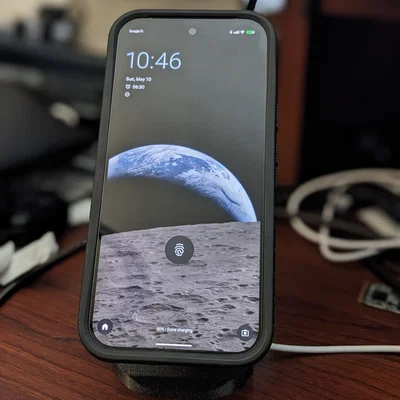 Giá đỡ điện thoại tương thích Pixelsnap (Pixelsnap Compatible Phone Stand)